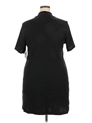 Old Navy Casual Dress (view 2)
