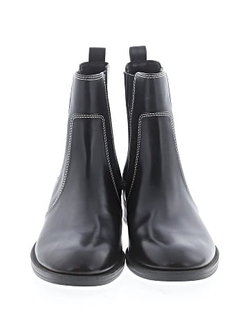 MICHAEL Michael Kors Ankle Boots (view 2)