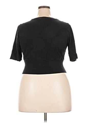 Bobbie Brooks Short Sleeve Top (view 2)