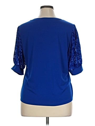 Kathy Ireland Short Sleeve Top (view 2)