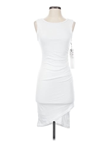 Leith Sleeveless T-Shirt (view 1)