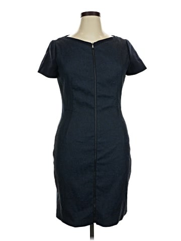Elie Tahari Casual Dress (view 1)