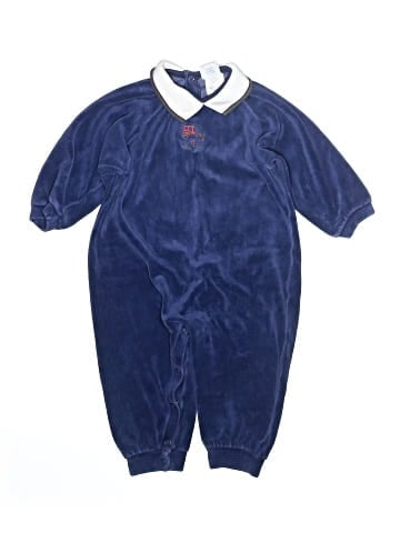 Hartstrings Long Sleeve Outfit (view 1)