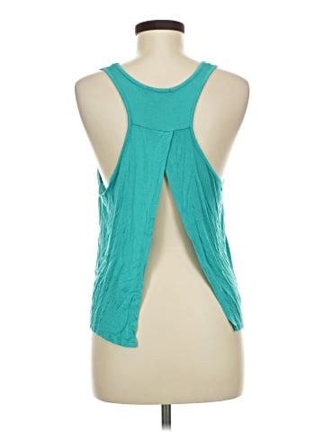 Charlotte Russe Sleeveless T-Shirt (view 2)
