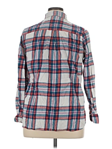 Old Navy Long Sleeve Button-Down Shirt (view 2)