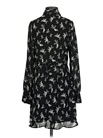 Abercrombie & Fitch Casual Dress (view 2)