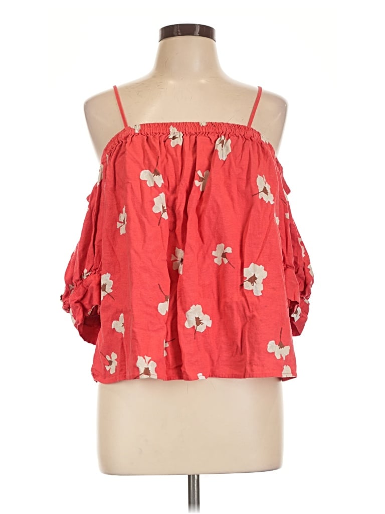 Pre-owned Universal Thread Sleeveless Blouse In Red