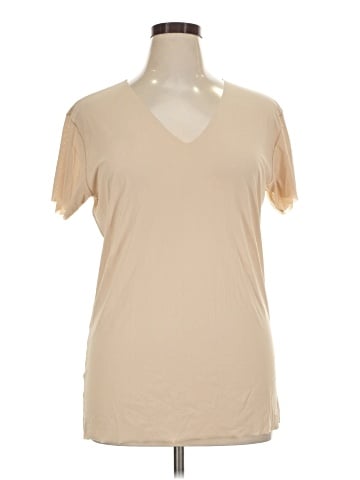 Uniqlo Short Sleeve T-Shirt (view 1)