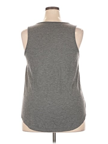 Bobbie Brooks Sleeveless T-Shirt (view 2)