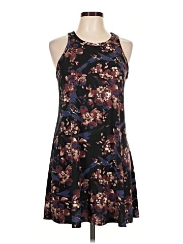 Veronica M. Casual Dress (view 1)