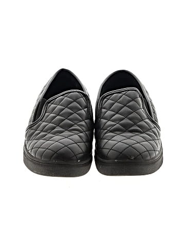 Fashionable Sneakers (view 2)
