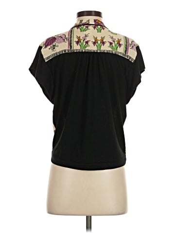 Tiny Sleeveless Blouse (view 2)