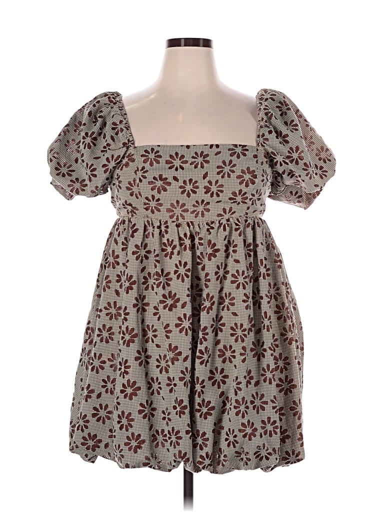 Pre-owned Storia Casual Dress In Brown
