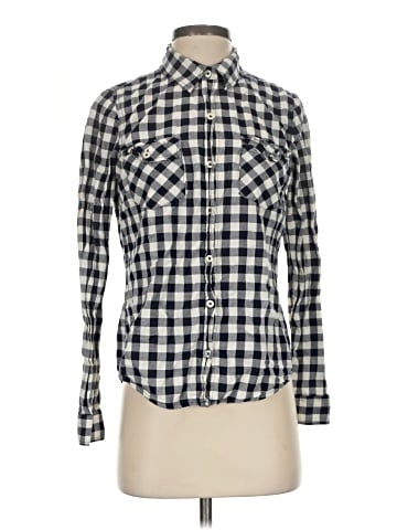 Forever 21 Long Sleeve Button-Down Shirt (view 1)