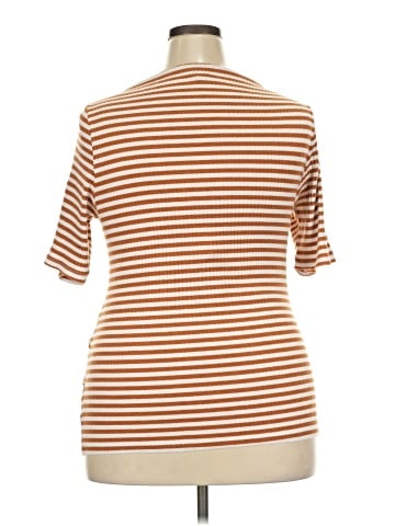 Old Navy - Maternity Short Sleeve Top (view 2)