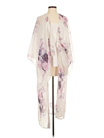 En Creme Kimono (view 1)