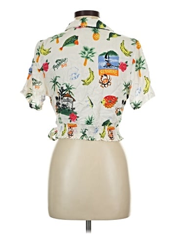 Lulumari Short Sleeve Blouse (view 2)