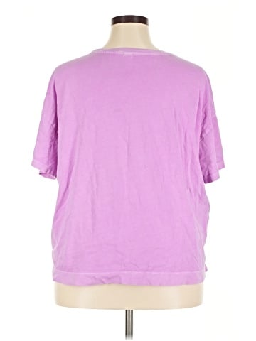 Old Navy Short Sleeve T-Shirt (view 2)