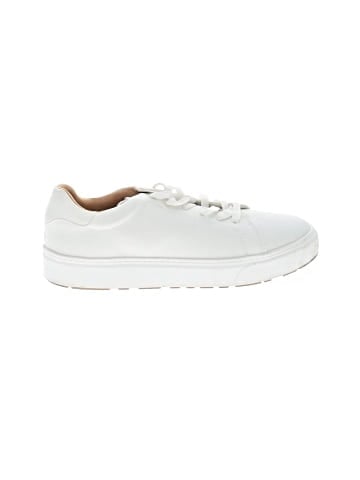 Amazon Essentials Sneakers (view 1)