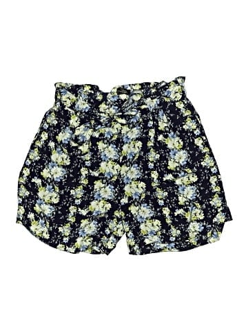 Suzanne Betro Shorts (view 1)