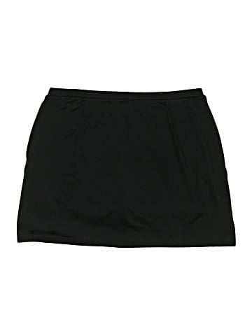 IZOD Skort (view 2)