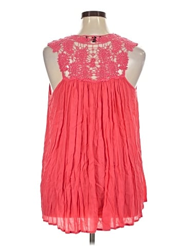 Suzanne Betro Sleeveless Blouse (view 2)