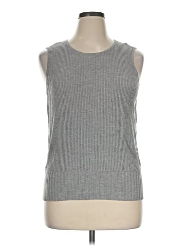 Peter Nygard Sweater Vest (view 1)