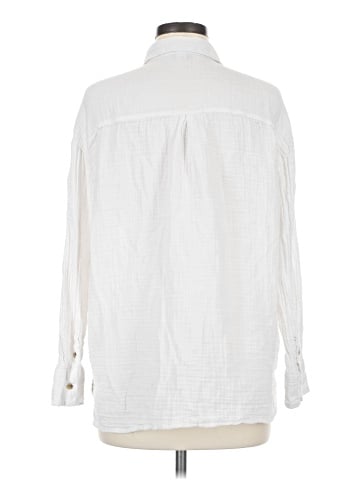 Old Navy Long Sleeve Button-Down Shirt (view 2)