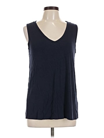 Clique Sleeveless Top (view 1)