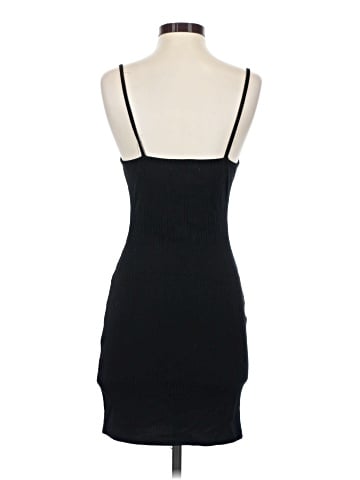 Urban Outfitters Casual Dress (view 2)