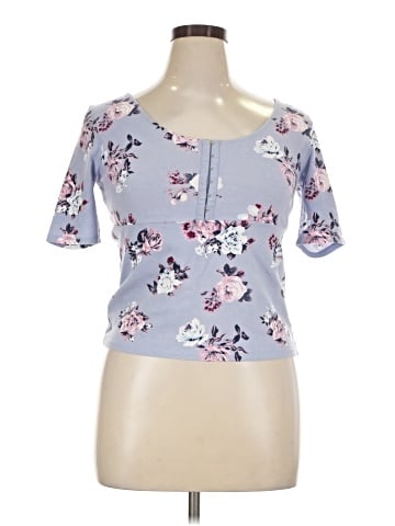 Arizona Jean Company Short Sleeve T-Shirt (view 1)