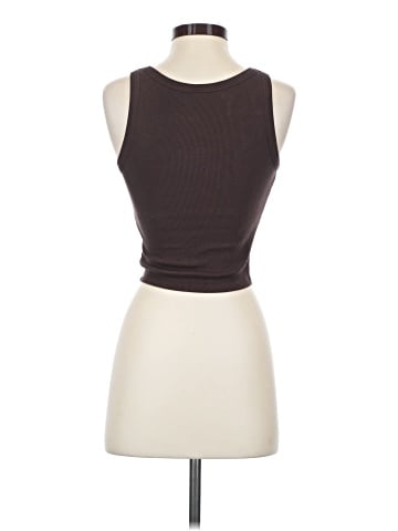Uniqlo Sleeveless T-Shirt (view 2)