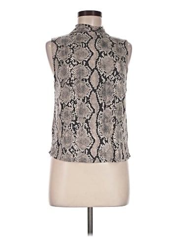 Babaton Sleeveless T-Shirt (view 1)