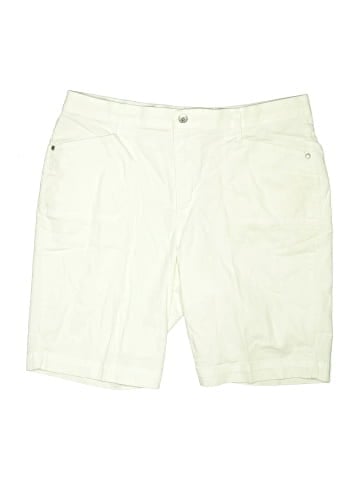 Gloria Vanderbilt Khaki Shorts (view 1)