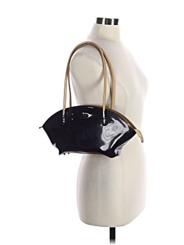 Beijo Shoulder Bag (view 2)