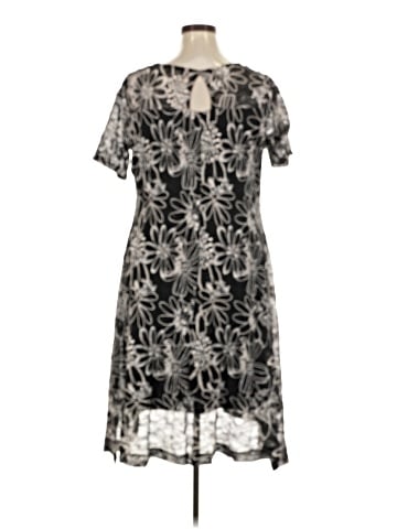 Signature by Robbie Bee Casual Dress (view 2)