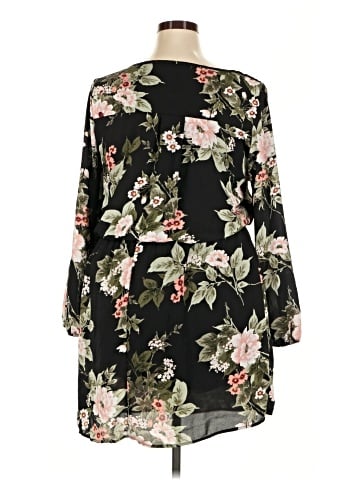 Charlotte Russe Casual Dress (view 2)