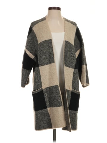 Charlie Cardigan (view 1)