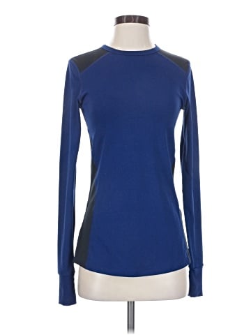 Fabletics Long Sleeve T-Shirt (view 1)