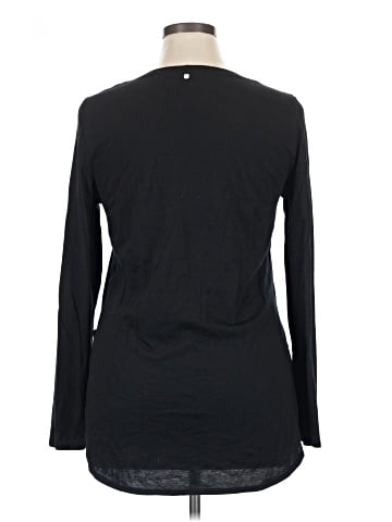 Fabletics Long Sleeve T-Shirt (view 2)