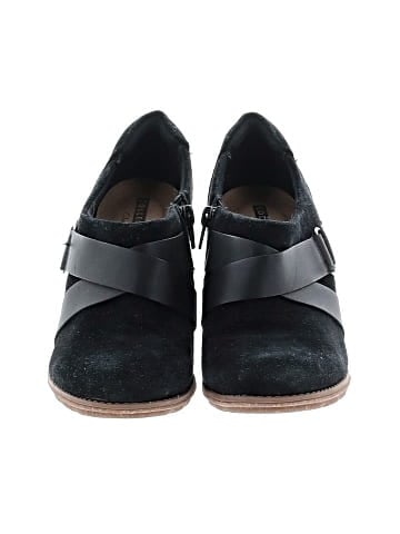 Clarks Heels (view 2)