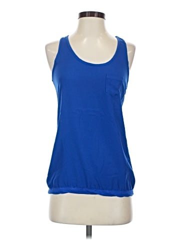 Gap Outlet Active Tank (view 1)