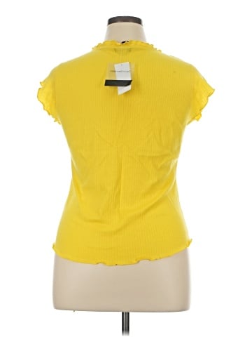 CALVIN KLEIN JEANS Short Sleeve Top (view 2)