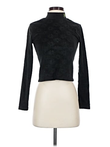 Looney Tunes Long Sleeve Turtleneck (view 1)