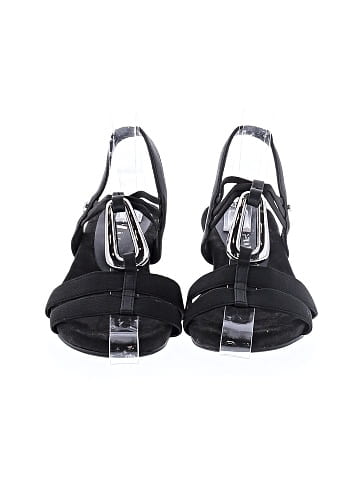 Kelly & Katie Wedges (view 2)