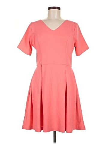 Single Los Angeles Casual Dress (view 1)