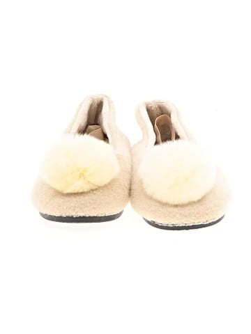Unbranded Flats (view 2)