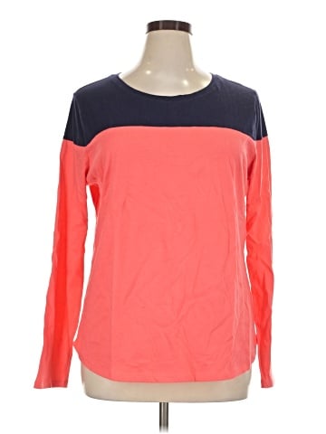 Old Navy Long Sleeve T-Shirt (view 1)