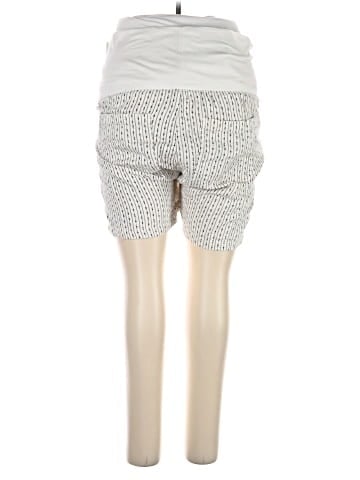 Old Navy - Maternity Shorts (view 2)