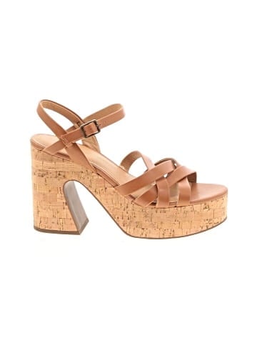 Crown Vintage Heels (view 1)